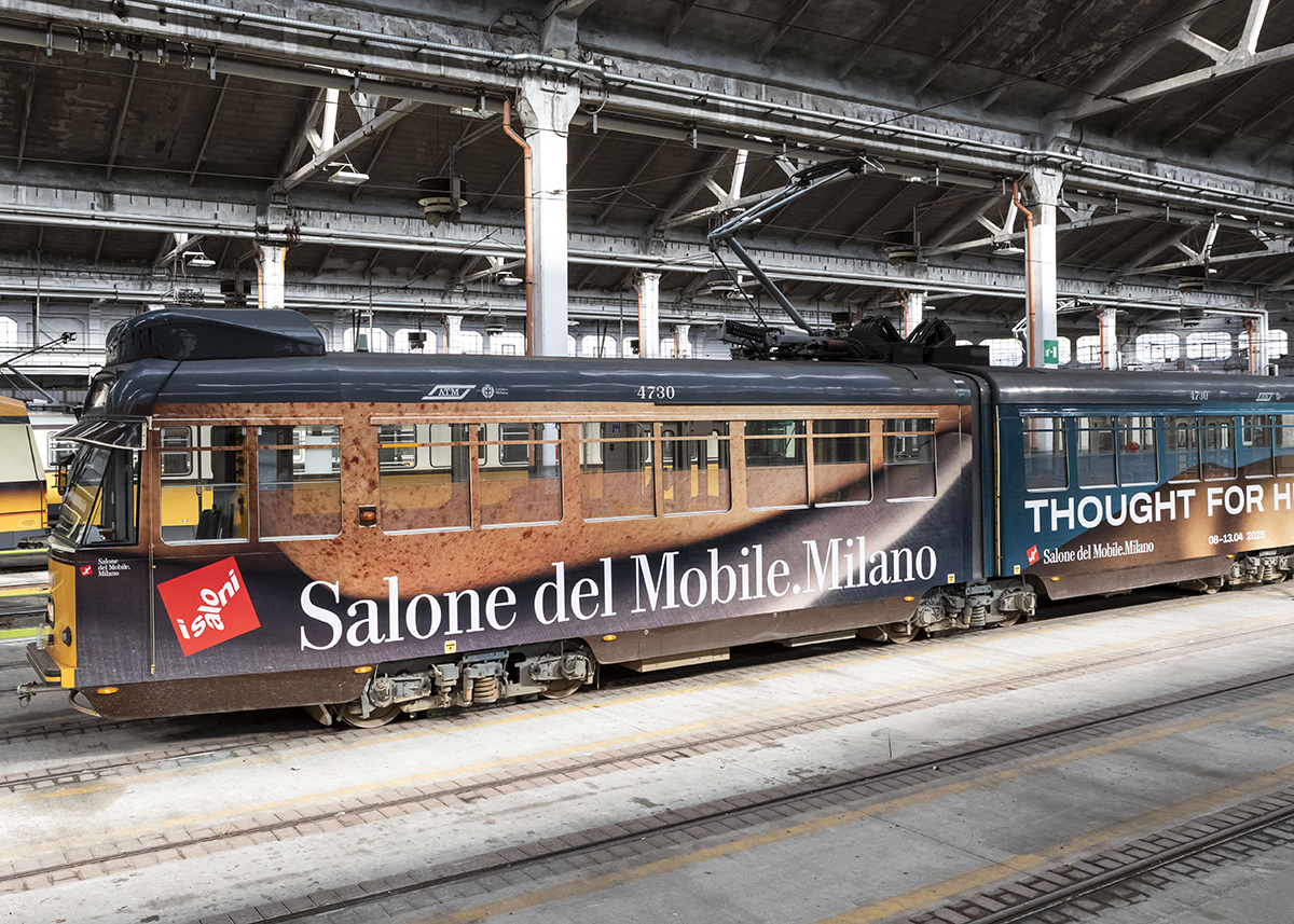 Salone del Mobile.Milano 2025</br>第63回ミラノサローネ国際家具見本市カウントダウン<br>コミュニケーションキャンペーンを纏ったトラムで幕開け